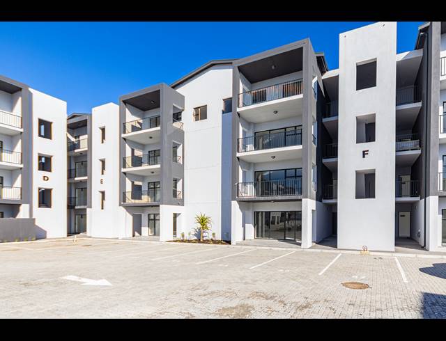 3 BEDROOM APARTMENT FOR SALE IN SANDOWN